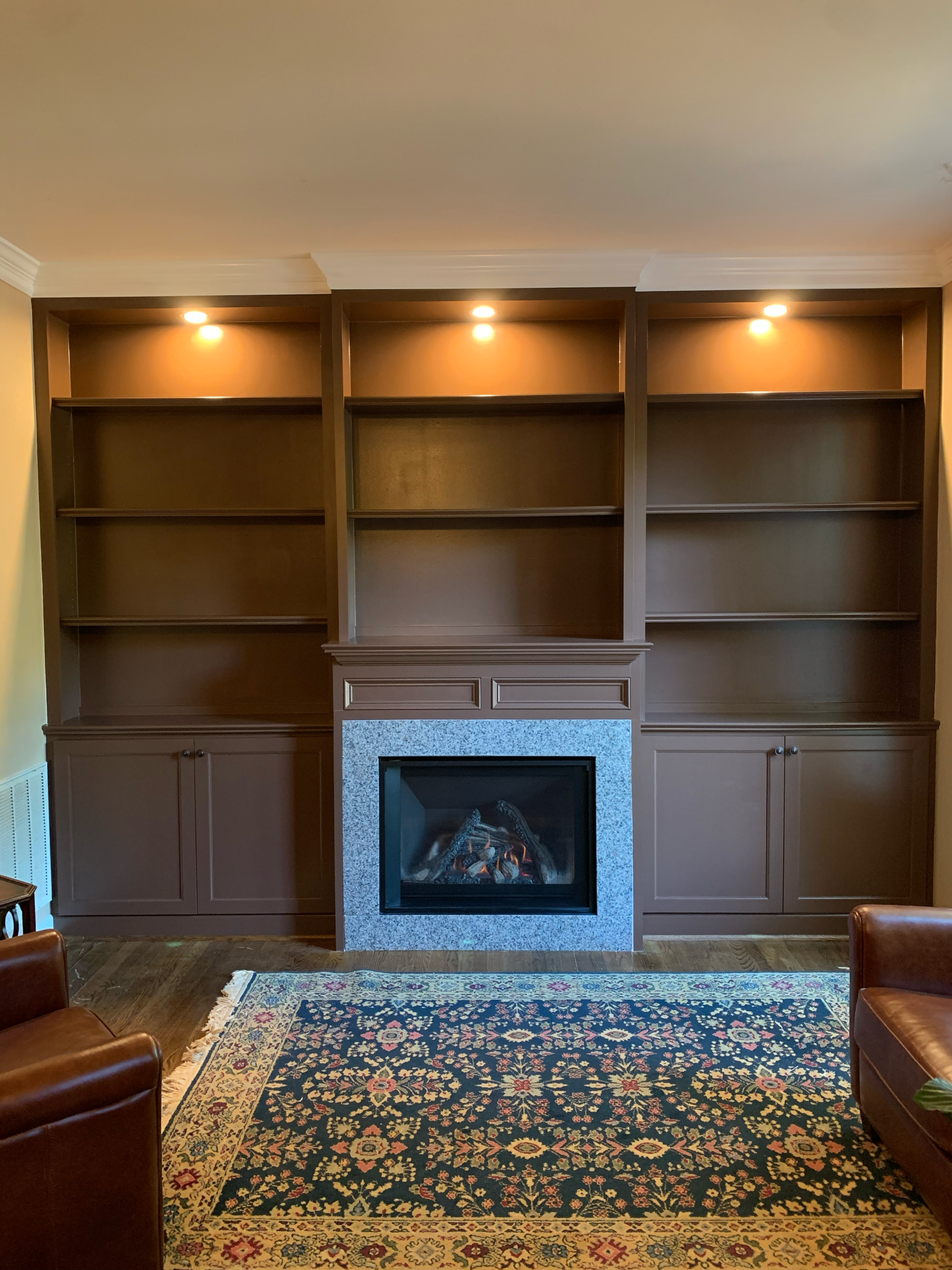 Custom carpentry finish