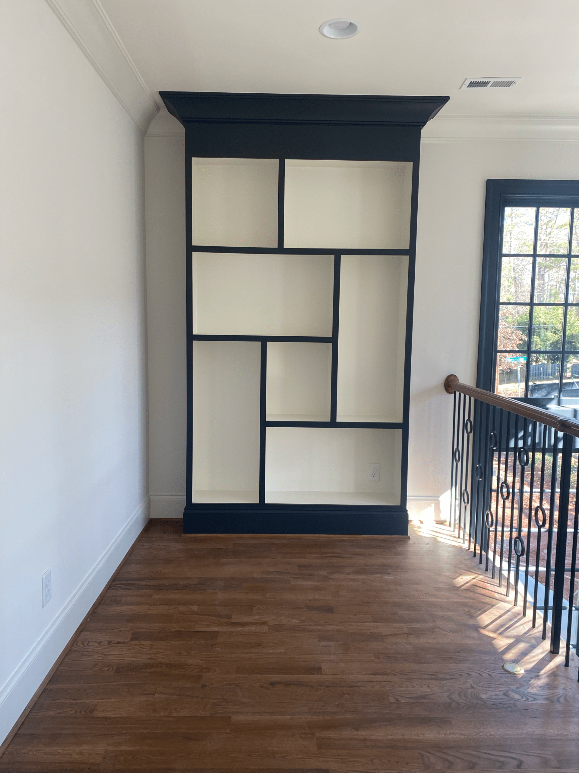 Custom carpentry finish