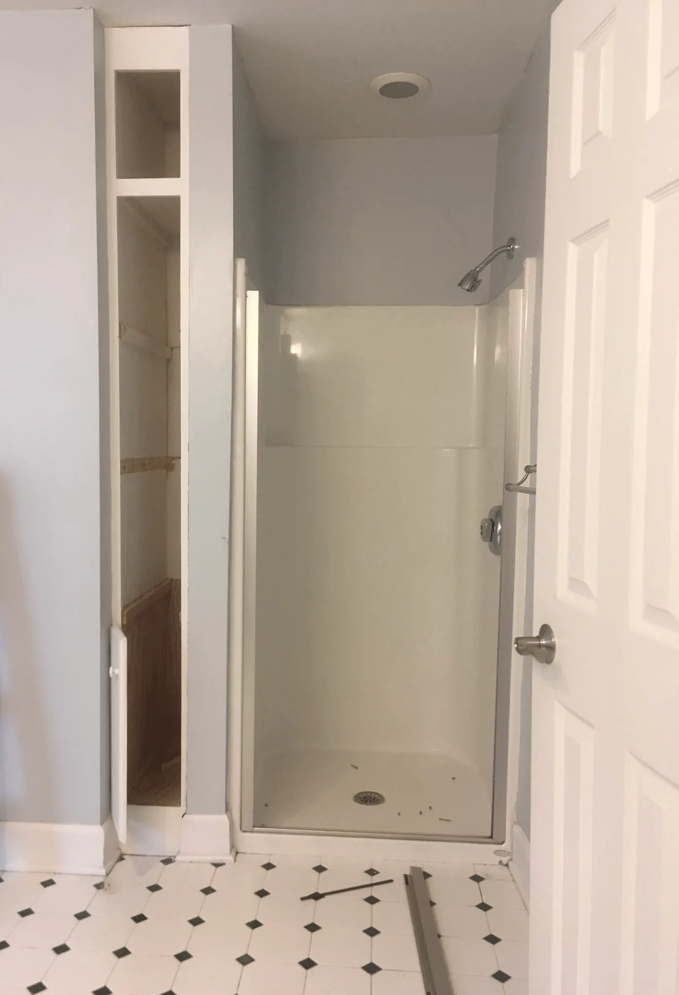 Bathroom before renovation